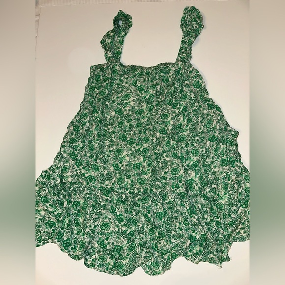 Lush Women’s Dress Size L Green Floral Smocked Bodice Sleeveless Tiered Midi - Picture 1 of 6